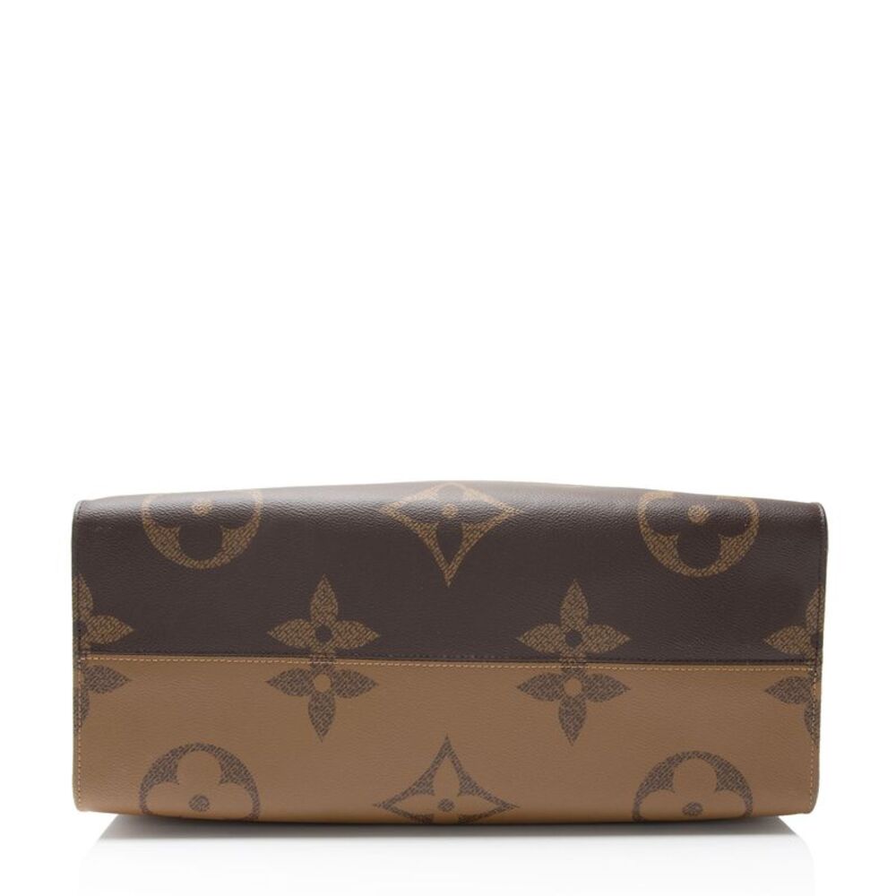 Louis Vuitton Giant Monogram Canvas Onthego GM Tote - Picture 4 of 13